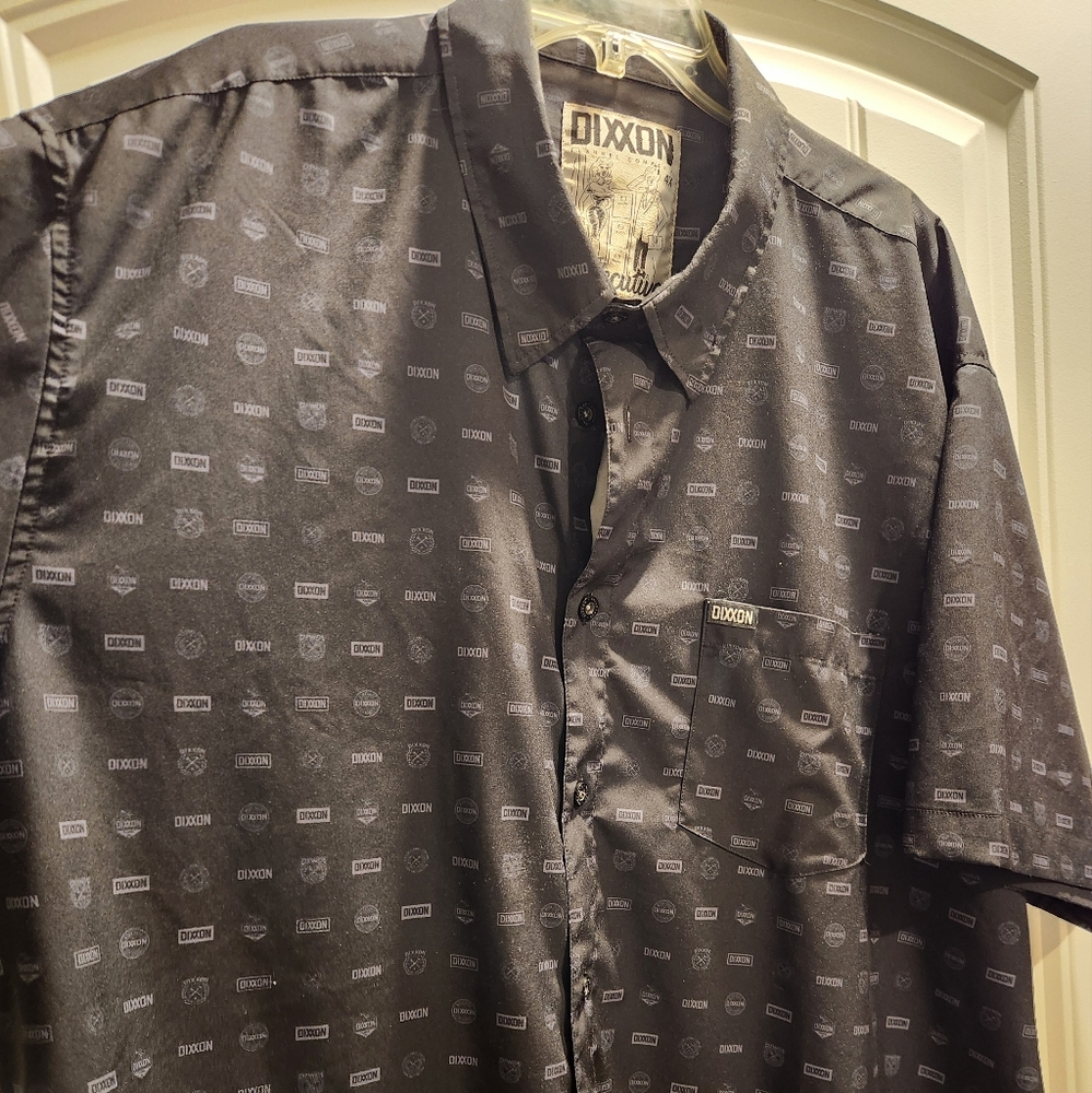 Dixxon party shirt